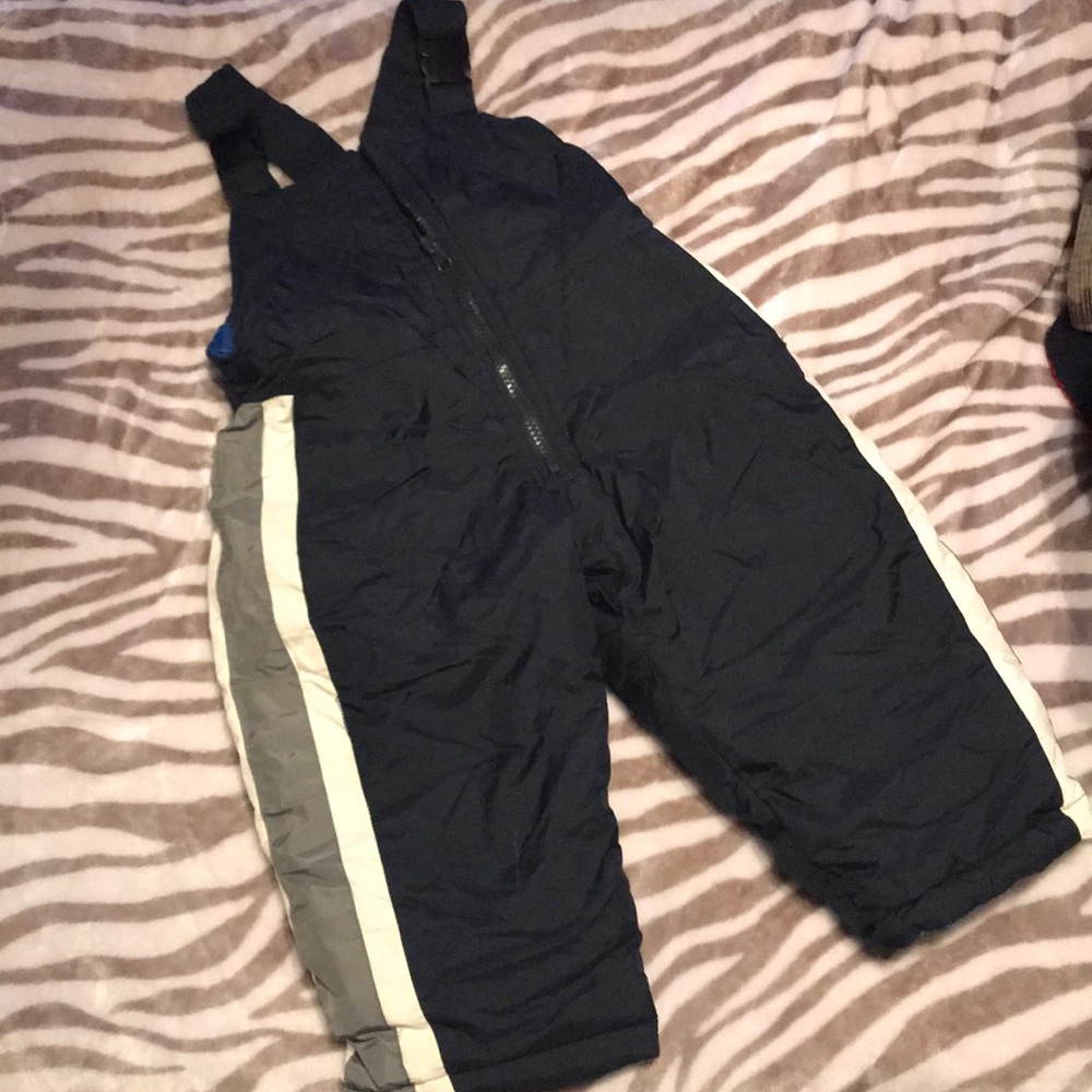 Osh Kosh snow bib boy’s size 18 month